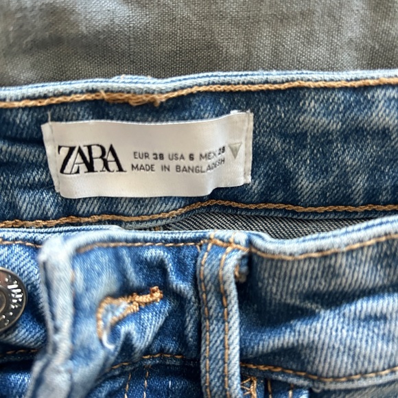 Zara denim shorts - Picture 3 of 3